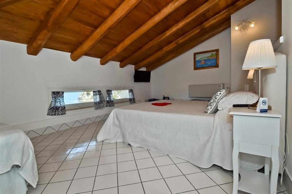 Palazzo Dogana Rooms Agropoli Exterior photo
